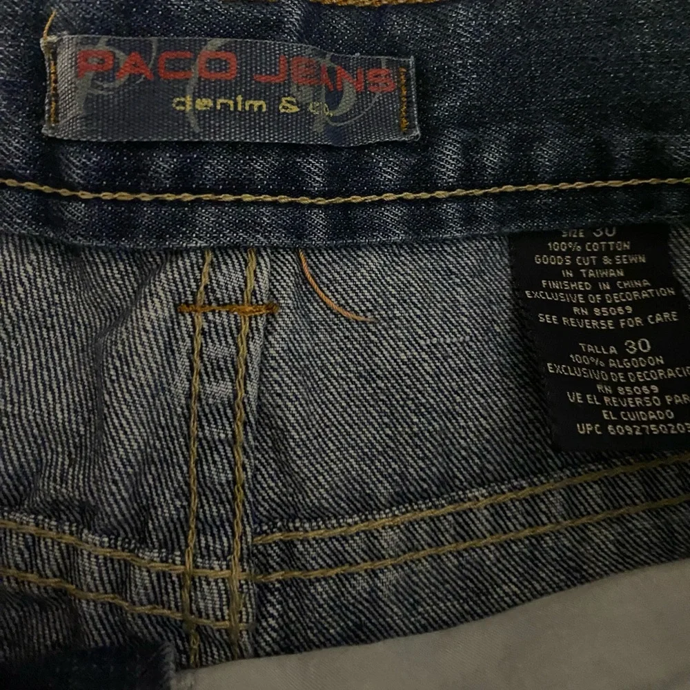Jorts with Y2k designs - Picture 5 of 6